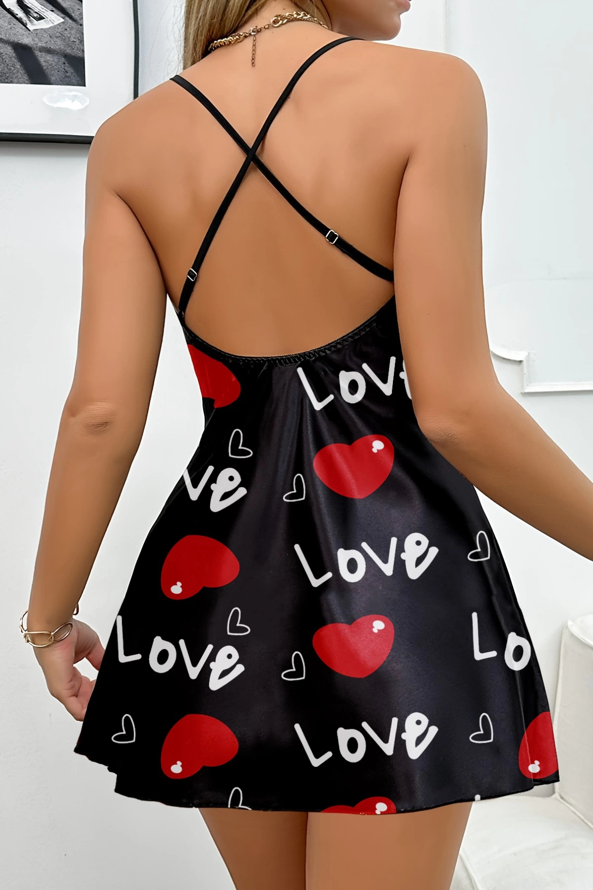 Aşk Temalı Kalp Desenli Siyah Saten Gecelik - 2